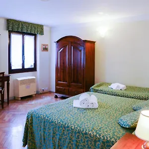 Corte Canal Italie